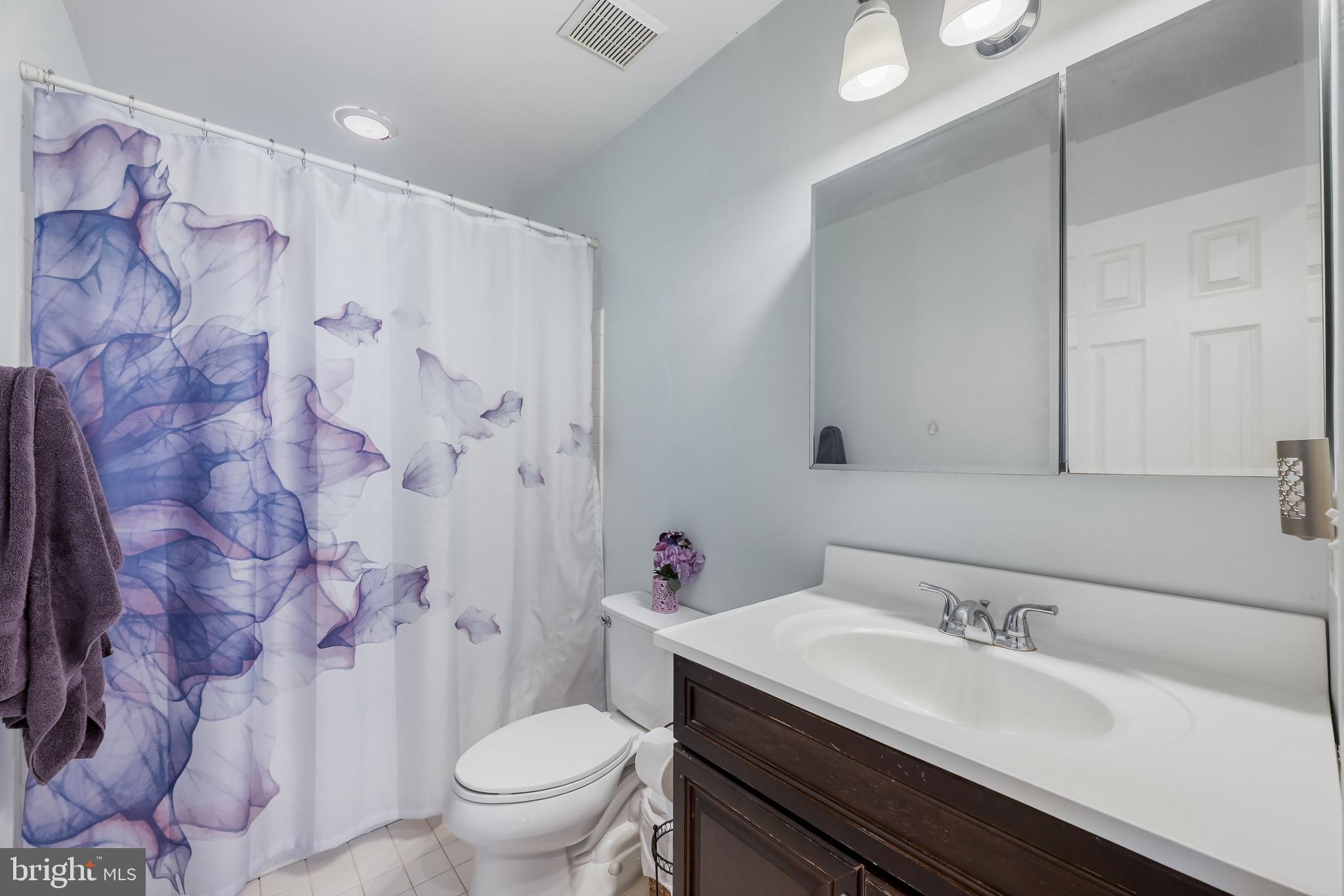 11951 Mays Chapel Road Lutherville-Timonium, MD 21093 - Photo 20 of 31 Second Floor Hallway Full Bath