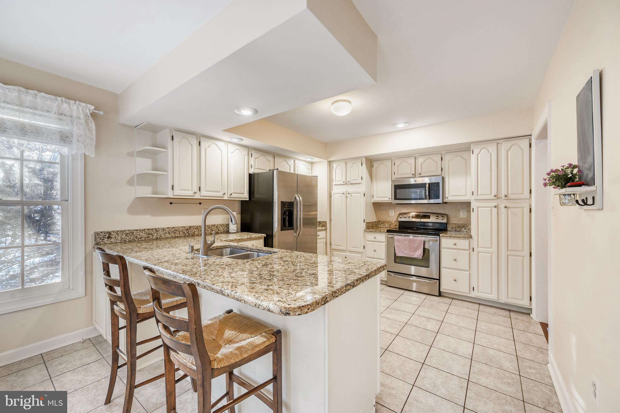 11951 Mays Chapel Road Lutherville-Timonium, MD 21093 - Photo 10 of 31 Kitchen