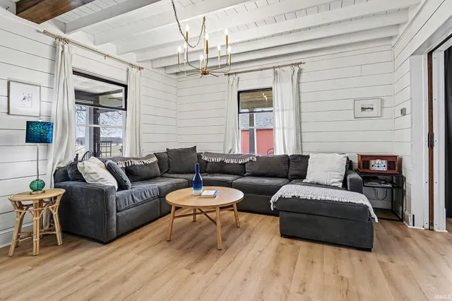 $359,900 | 11652 Dragoon Trail, Mishawaka, IN 46544