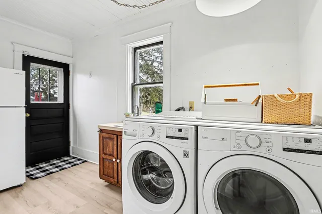 $359,900 | 11652 Dragoon Trail, Mishawaka, IN 46544