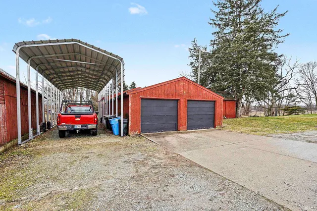 $359,900 | 11652 Dragoon Trail, Mishawaka, IN 46544