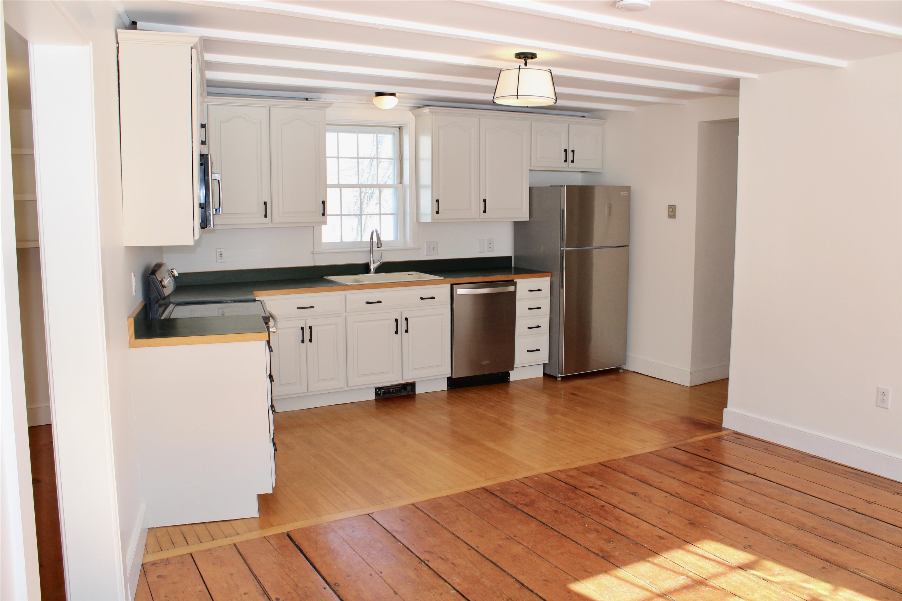 45 Bakery Lane Middlebury, VT 05753 - Photo 2 of 25