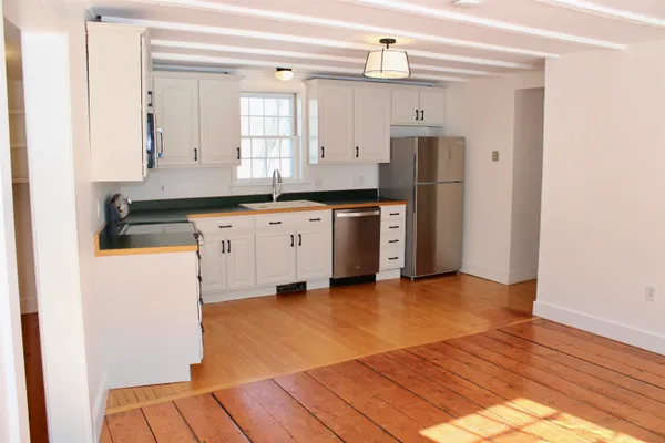 $3,500 | 45 Bakery Lane, Middlebury, VT 05753