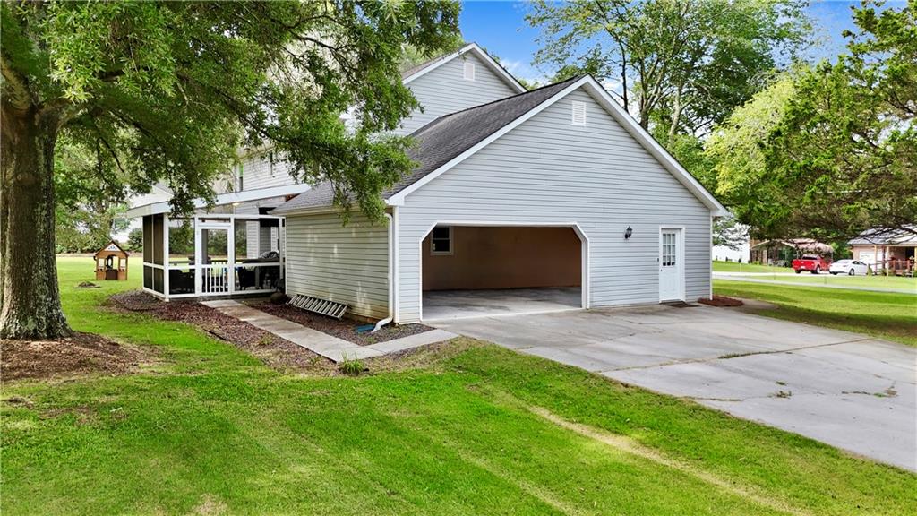 515 Walraven Road Northeast Calhoun, GA 30701 - Photo 6 of 43