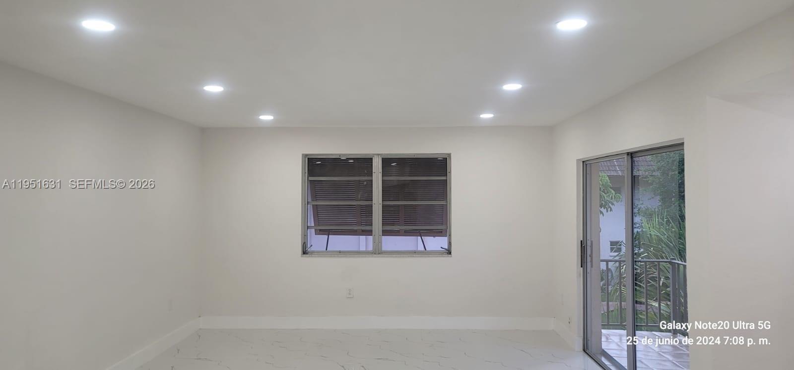 9402 Southwest 77th Avenue, Unit L8 Miami, FL 33156 - Photo 11 of 54