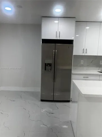 $299,000 | 9402 Southwest 77th Avenue, Unit L8, Miami, FL 33156