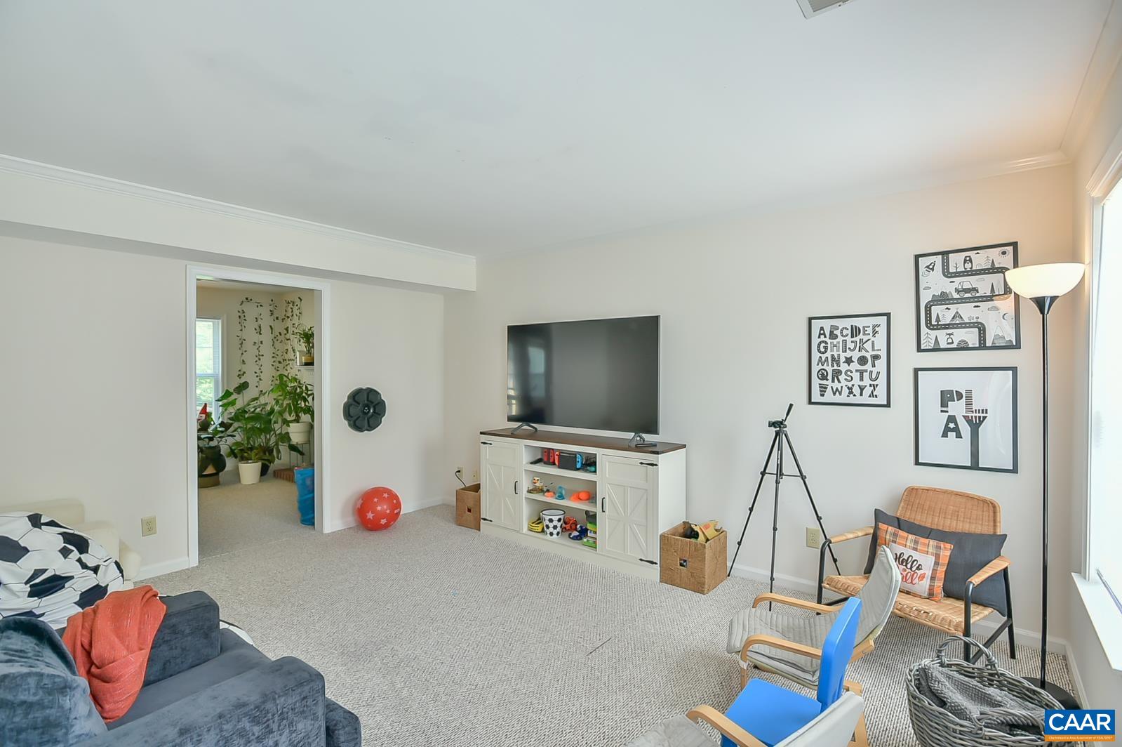 839 Harris Road Charlottesville, VA 22902 - Photo 7 of 43 Gallery Image 7