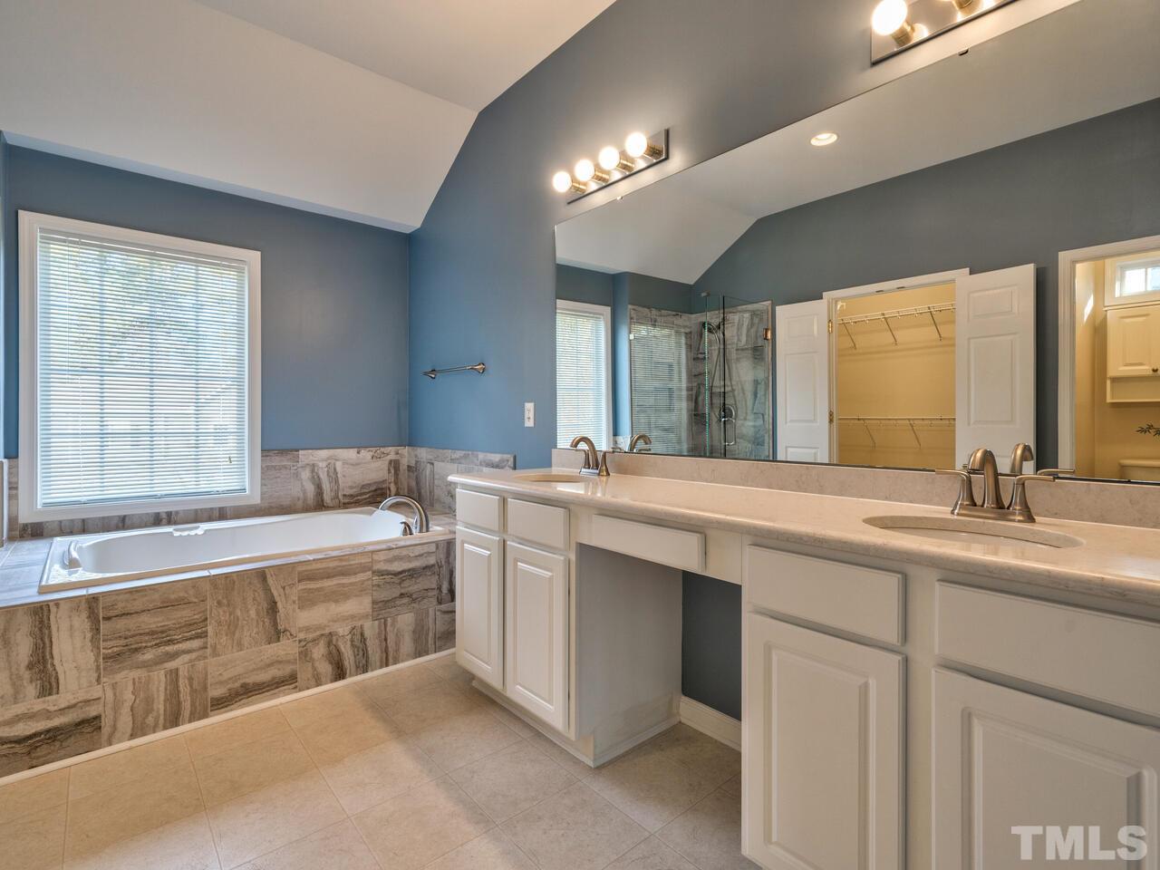 4 Pinestraw Way Durham, NC 27713 - Photo 11 of 25 Gallery Image 11