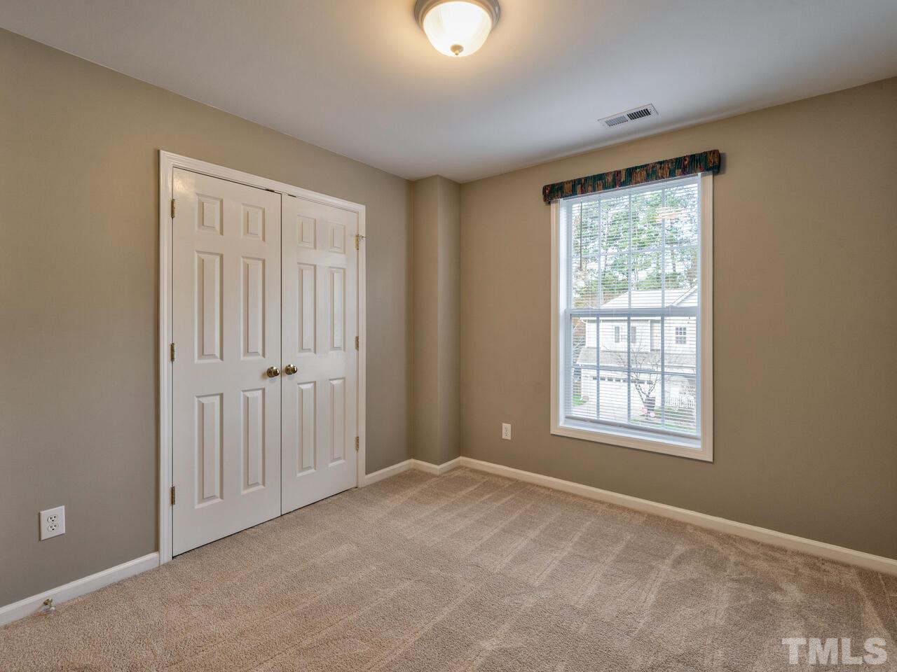4 Pinestraw Way Durham, NC 27713 - Photo 12 of 25 Gallery Image 12