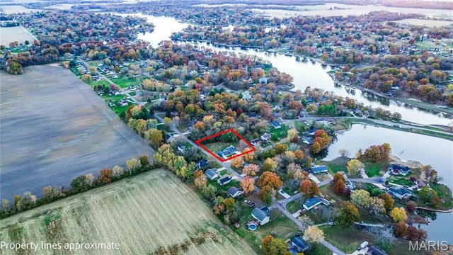 $395,000 | 1692 Aloha Drive, Worden, IL 62097