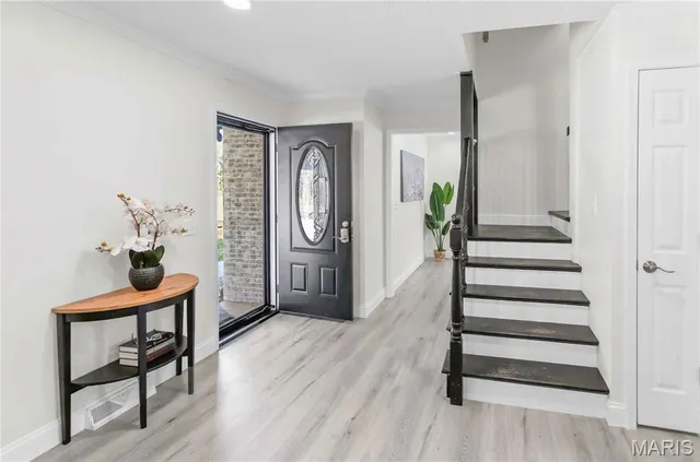 $395,000 | 1692 Aloha Drive, Worden, IL 62097