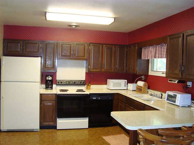 8409 South Center Road Muncie, IN 47302 - Photo 3 of 10 Gallery Image 3
