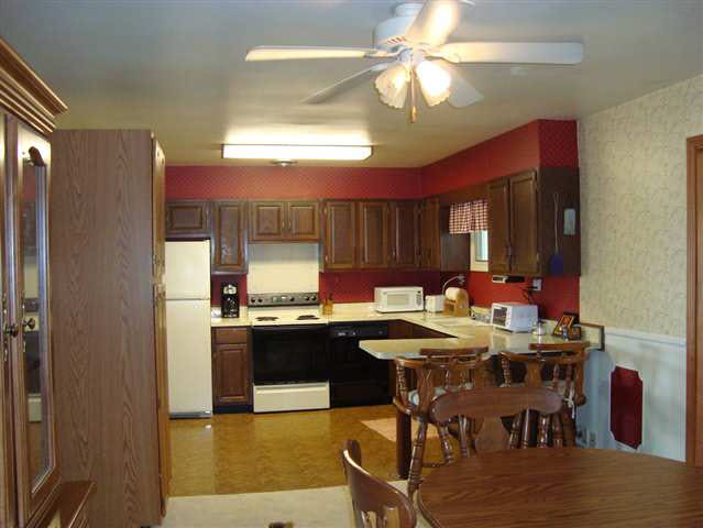 8409 South Center Road Muncie, IN 47302 - Photo 4 of 10 Gallery Image 4