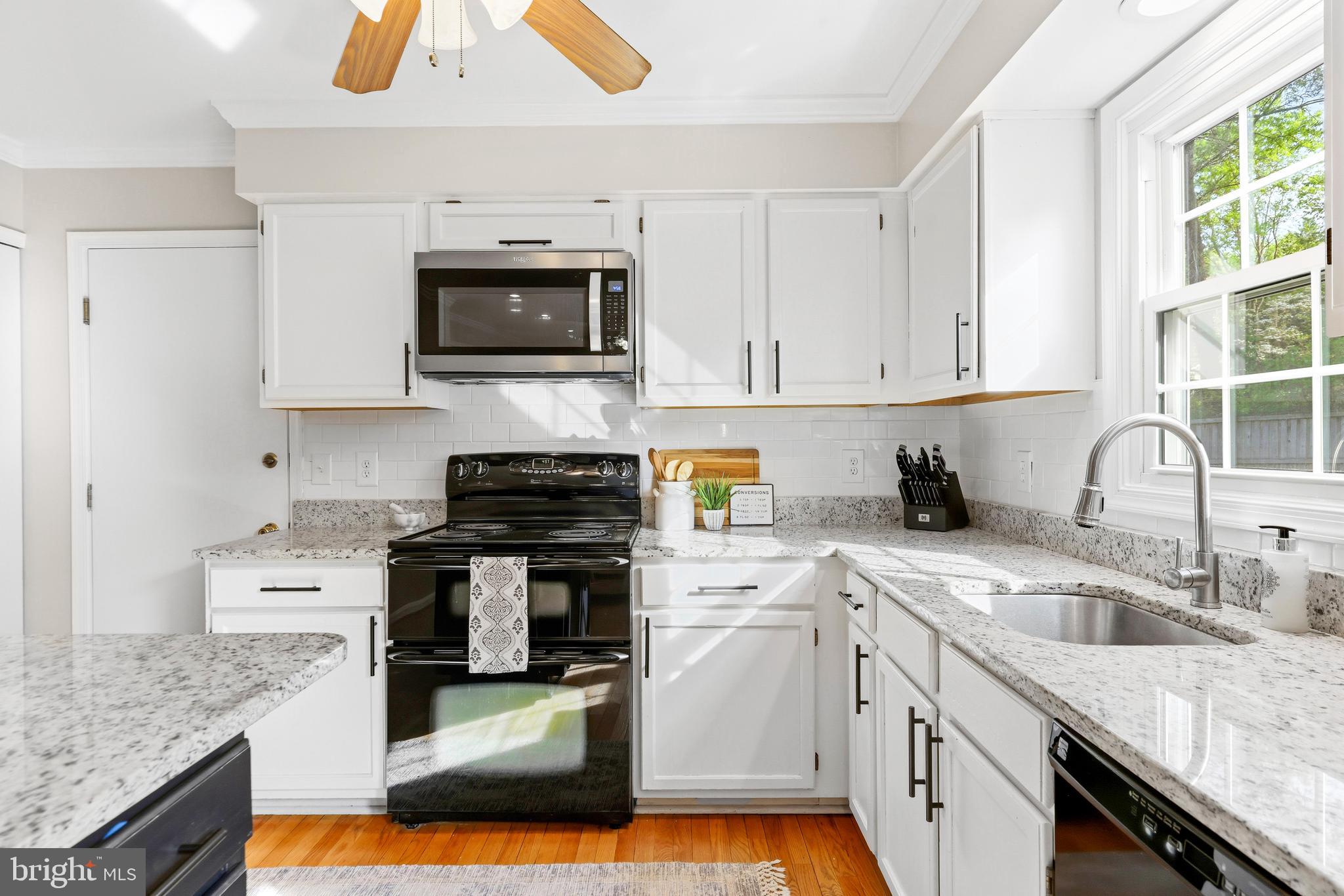 15303 Pine Tree Way Bowie, MD 20721 - Photo 20 of 75 Kitchen