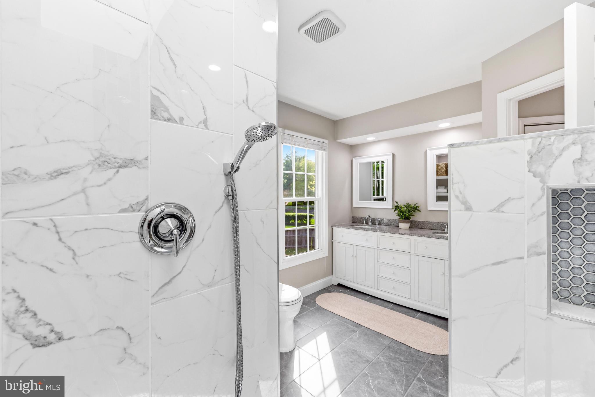 15303 Pine Tree Way Bowie, MD 20721 - Photo 36 of 75 Primary Bathroom