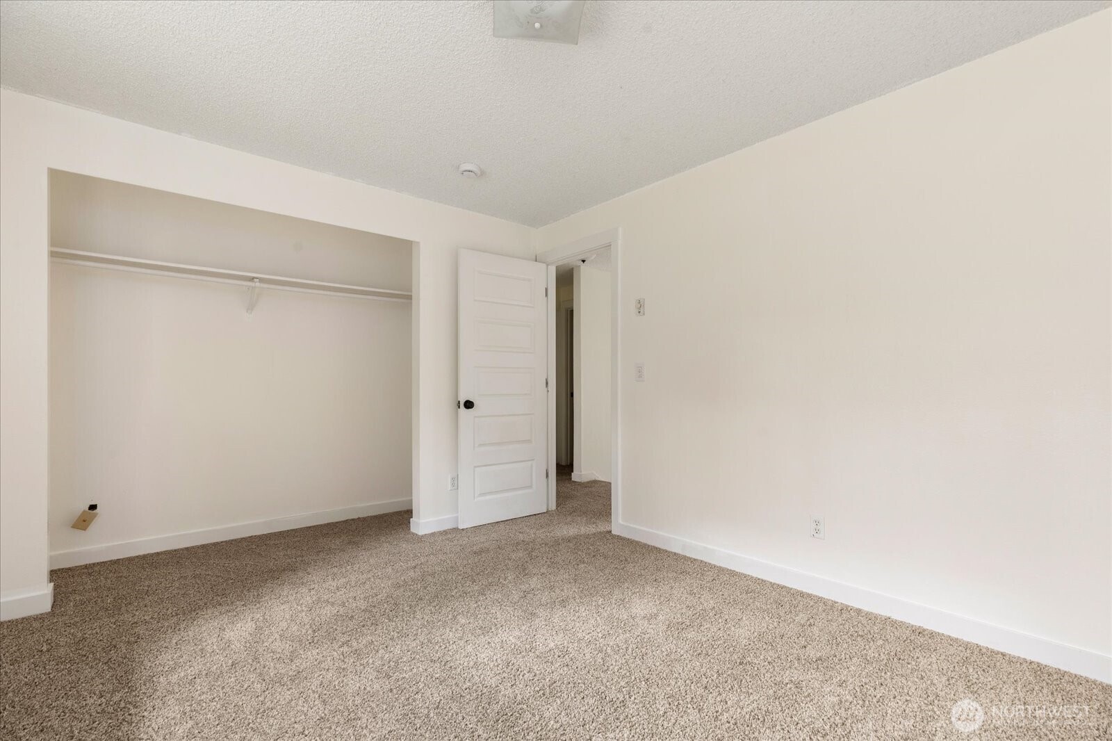 1282 Northwest Lanyard Loop, Unit 2 Oak Harbor, WA 98277 - Photo 23 of 32