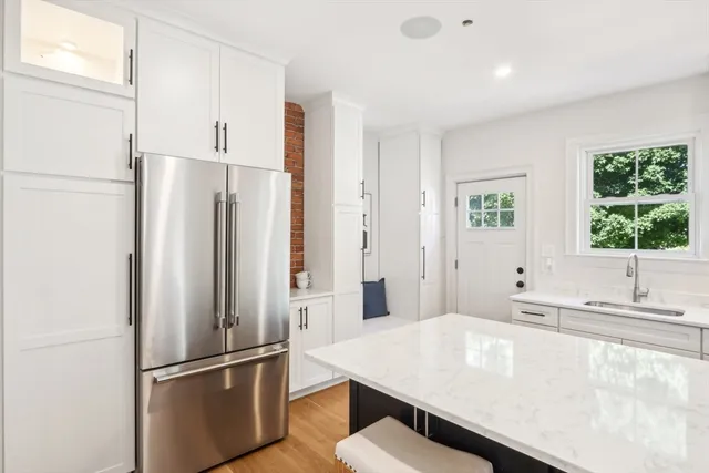 $1,149,900 | 42 Federal Street, Unit B, Newburyport, MA 01950