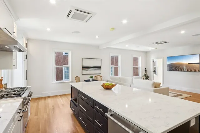 $1,149,900 | 42 Federal Street, Unit B, Newburyport, MA 01950