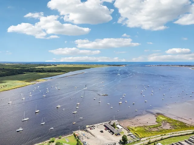 $1,149,900 | 42 Federal Street, Unit B, Newburyport, MA 01950