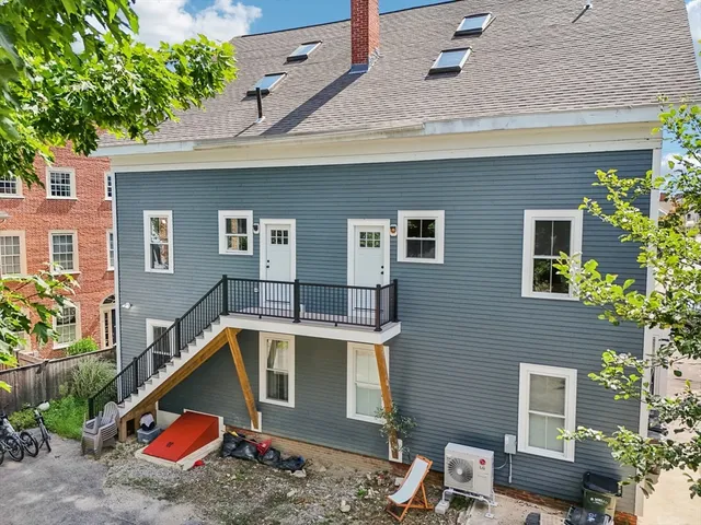 $1,149,900 | 42 Federal Street, Unit B, Newburyport, MA 01950