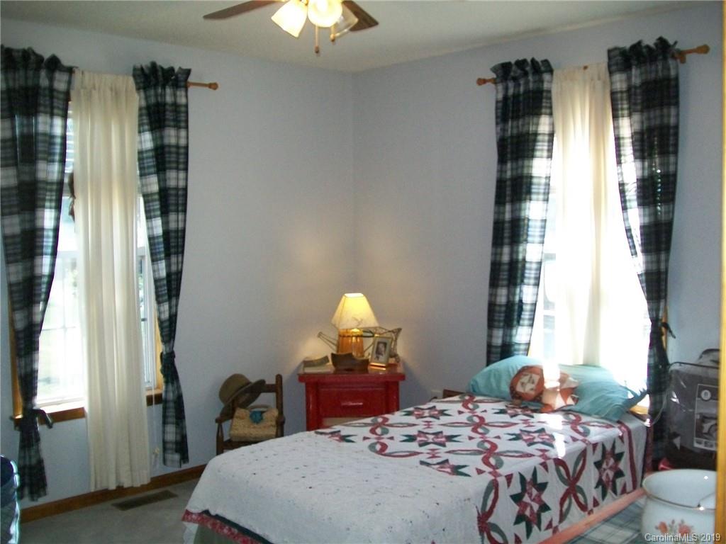 1550 Springlake Road York, SC 29745 - Photo 22 of 27