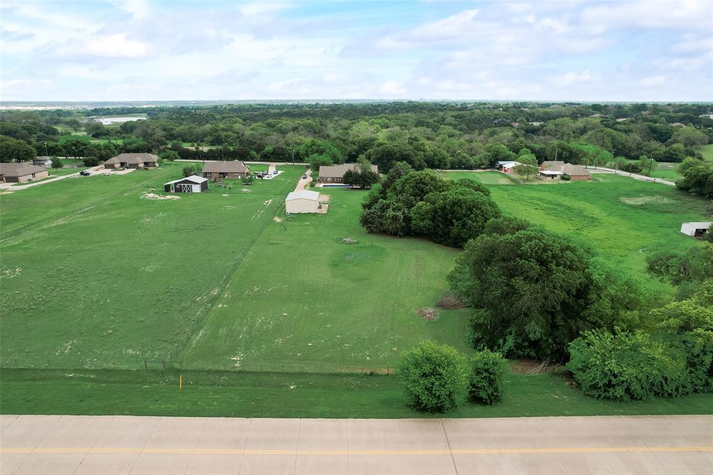 3870 Ledgestone Lane Midlothian, TX 76065 - Photo 5 of 5 a view of a grassy area