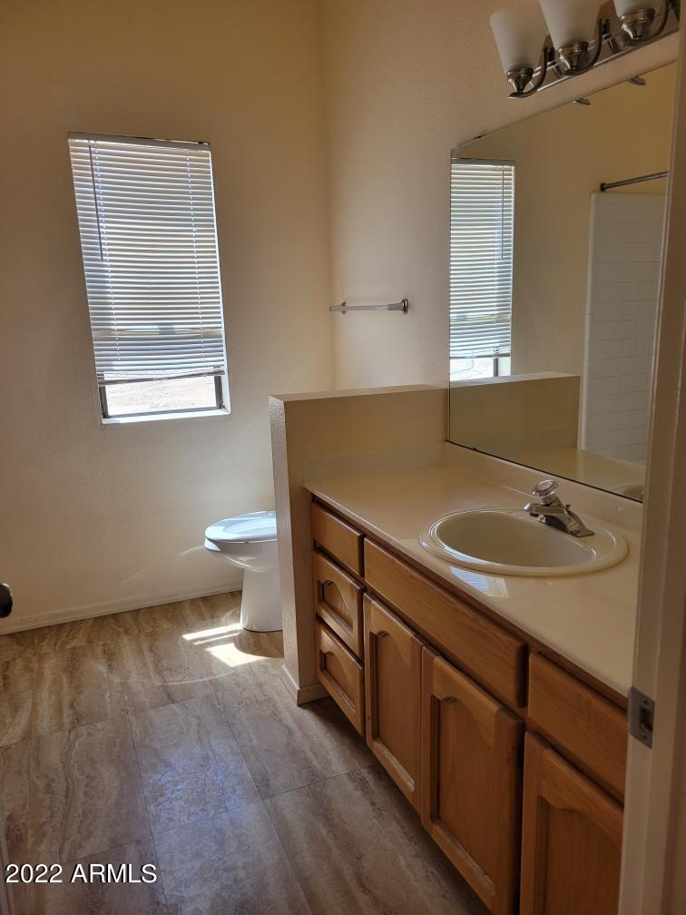 3821 East Keeling Road Hereford, AZ 85615 - Photo 19 of 24 HALL BATH