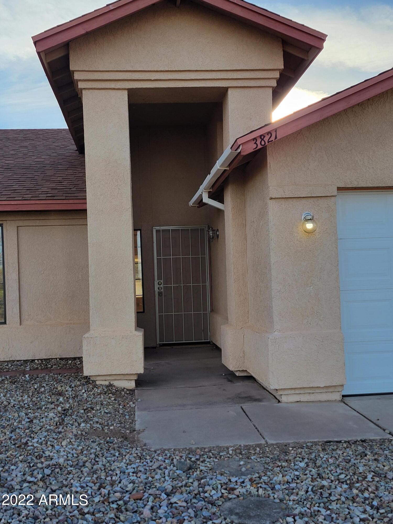 3821 East Keeling Road Hereford, AZ 85615 - Photo 2 of 24 3821 ENTRY
