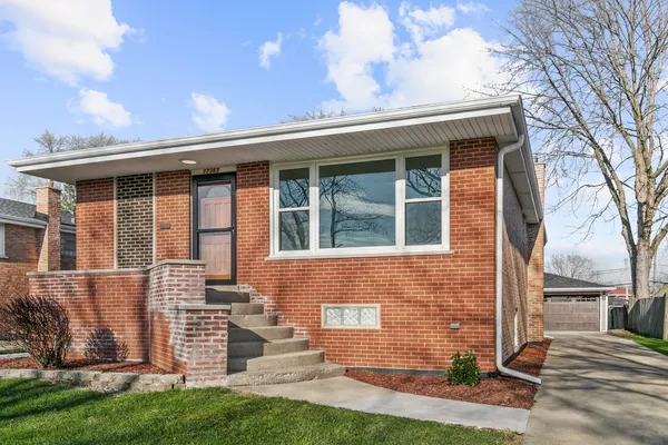 $429,700 | 17363 Oleander Avenue, Tinley Park, IL 60477