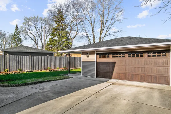$429,700 | 17363 Oleander Avenue, Tinley Park, IL 60477