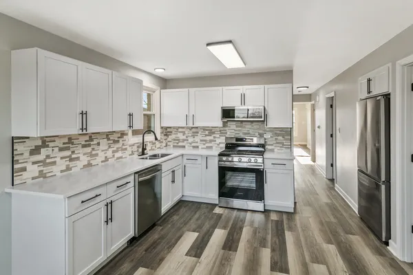 $429,700 | 17363 Oleander Avenue, Tinley Park, IL 60477