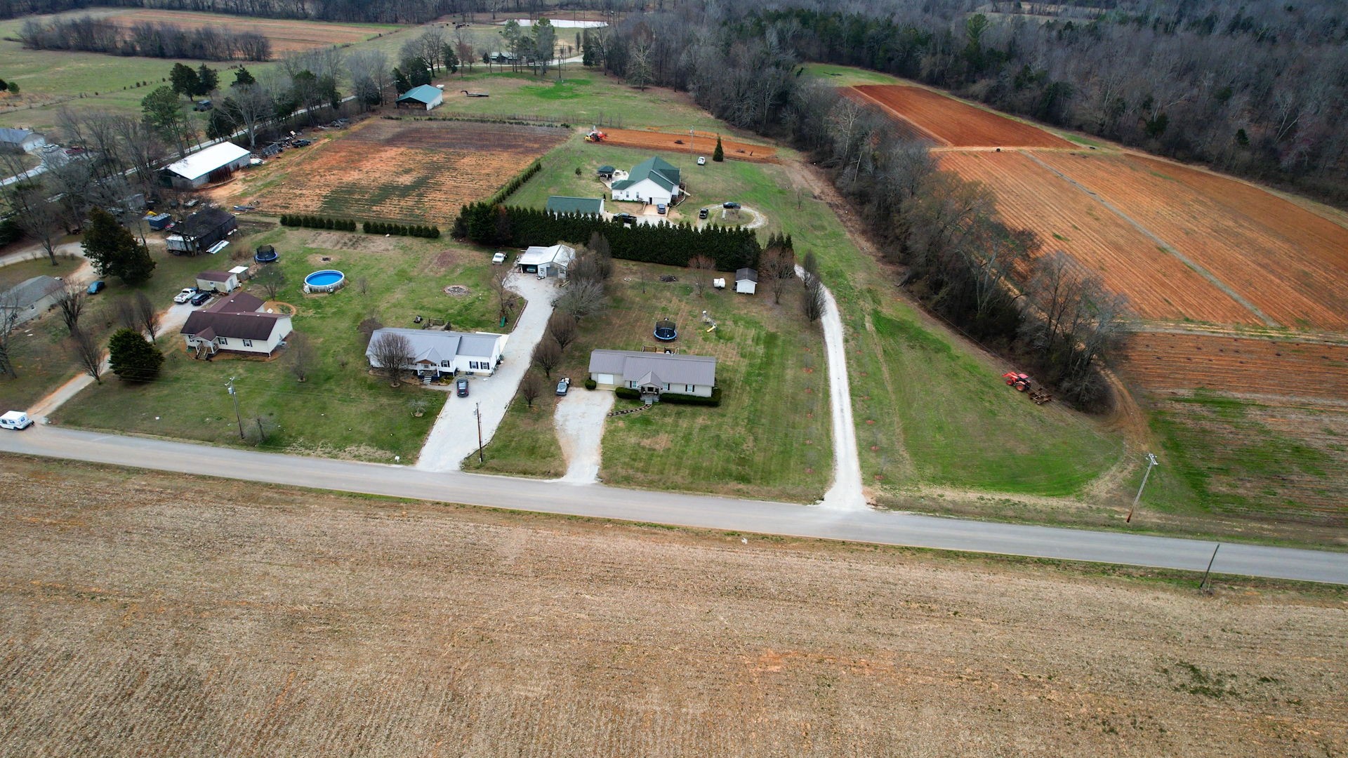 1909 Walnut Grove Road Belvidere, TN 37306 - Photo 34 of 36 Gallery Image 34