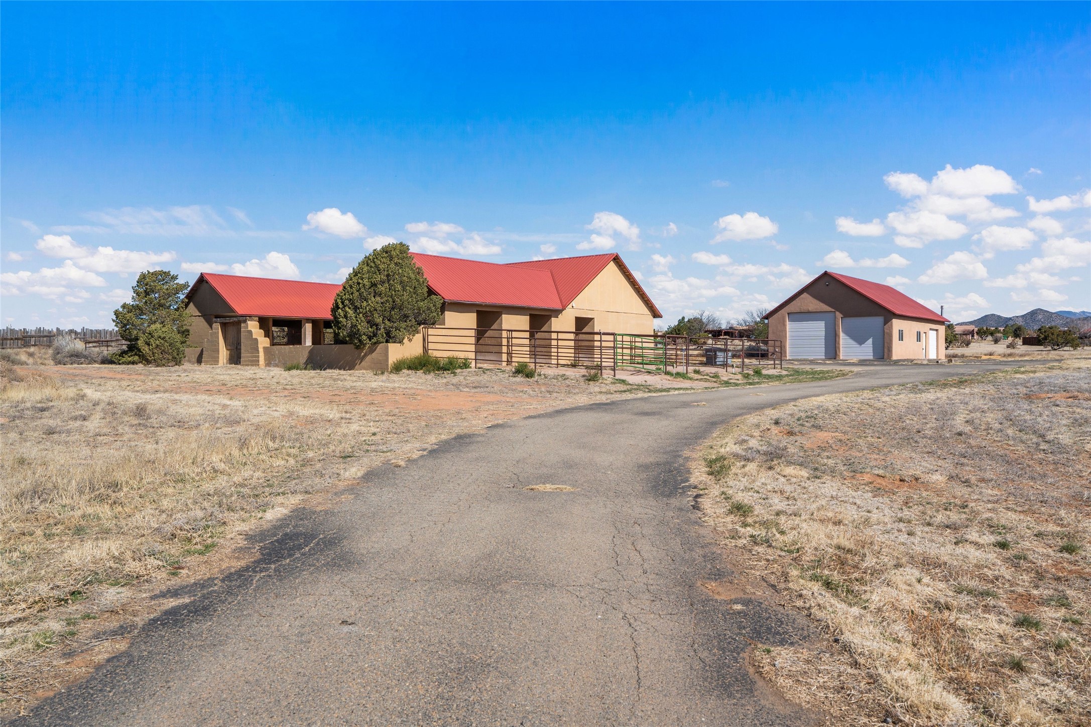 9 Jacinto Road Santa Fe, NM 87508 - Photo 2 of 38