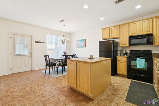 $1,700 | 4000 Lake Beau Pre Boulevard, Unit 67, Baton Rouge, LA 70820