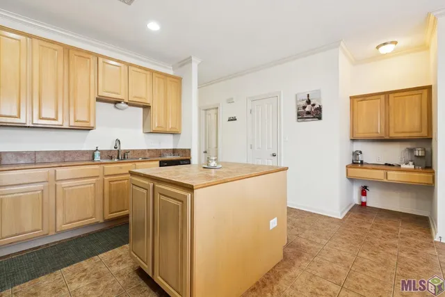 $1,700 | 4000 Lake Beau Pre Boulevard, Unit 67, Baton Rouge, LA 70820