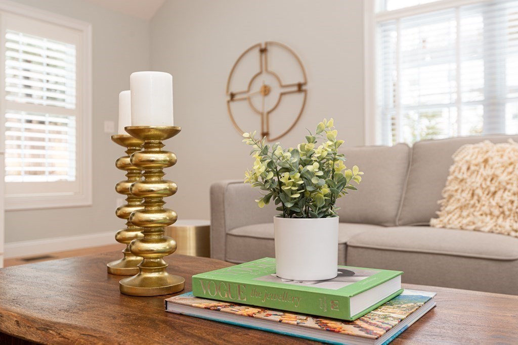 17 Pine Hill Road Lynnfield, MA 01940 - Photo 27 of 42 a vase of flowers sitting on a table