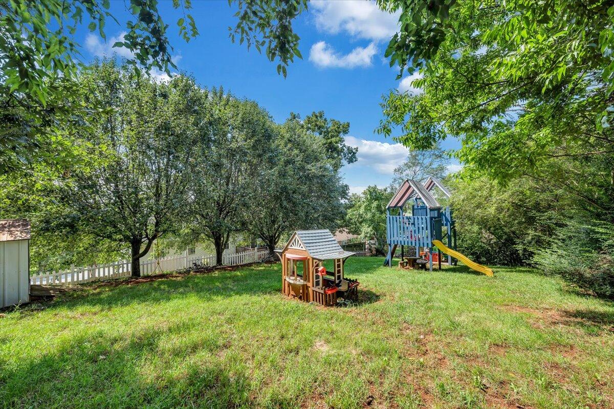 1522 Mountain View Road Vinton, VA 24179 - Photo 27 of 32