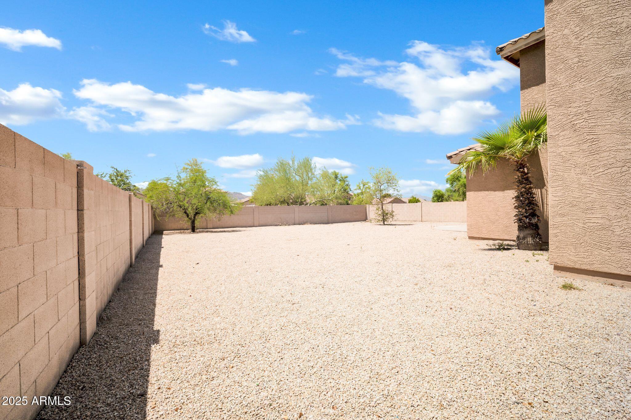 2605 West Darrel Road Phoenix, AZ 85041 - Photo 30 of 33 a view of a terrace