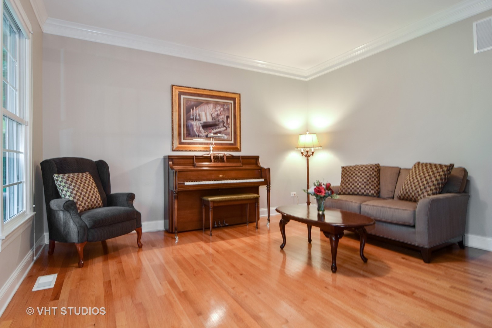 612 Pershing Avenue Wheaton, IL 60189 - Photo 4 of 27