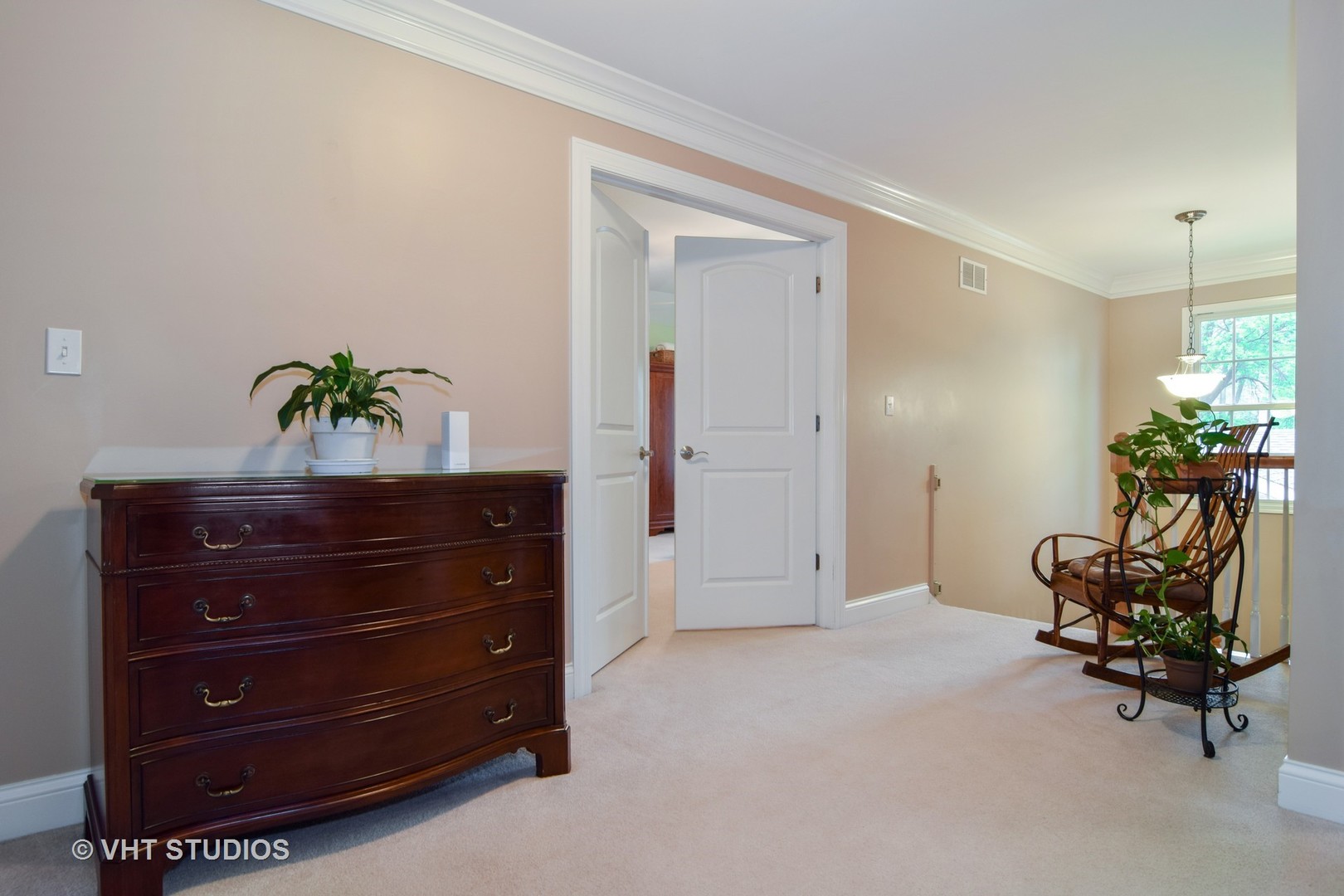 612 Pershing Avenue Wheaton, IL 60189 - Photo 9 of 27