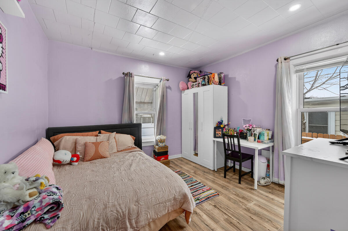 1006 83rd Street Kenosha, WI 53143 - Photo 12 of 27 DSC00599