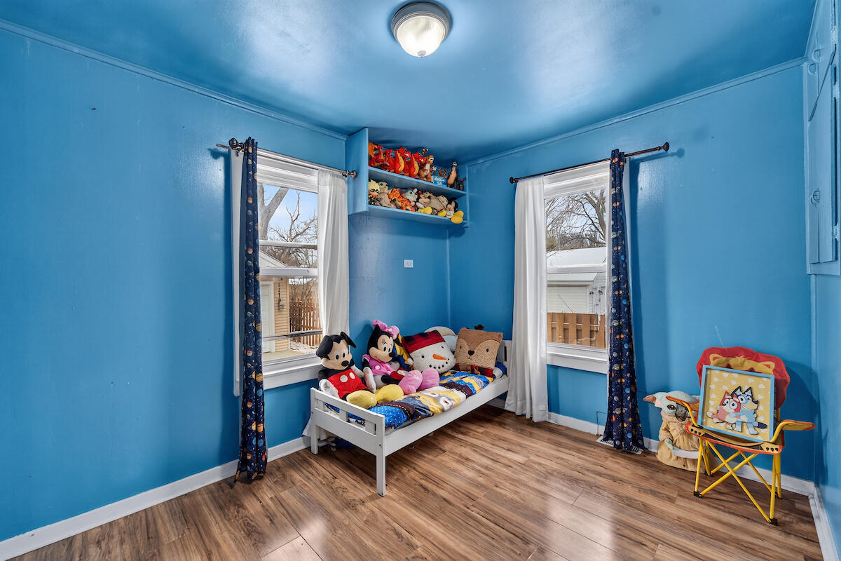 1006 83rd Street Kenosha, WI 53143 - Photo 15 of 27 DSC00664