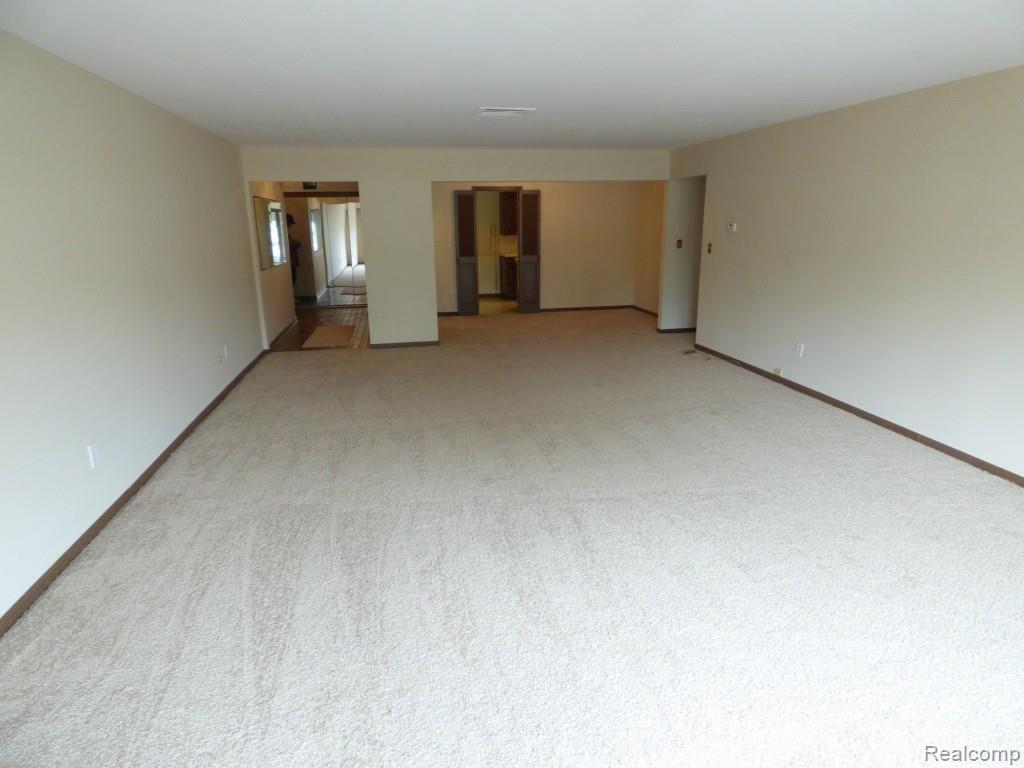 25720 Southfield Road, Unit 102 Southfield, MI 48075 - Photo 21 of 39