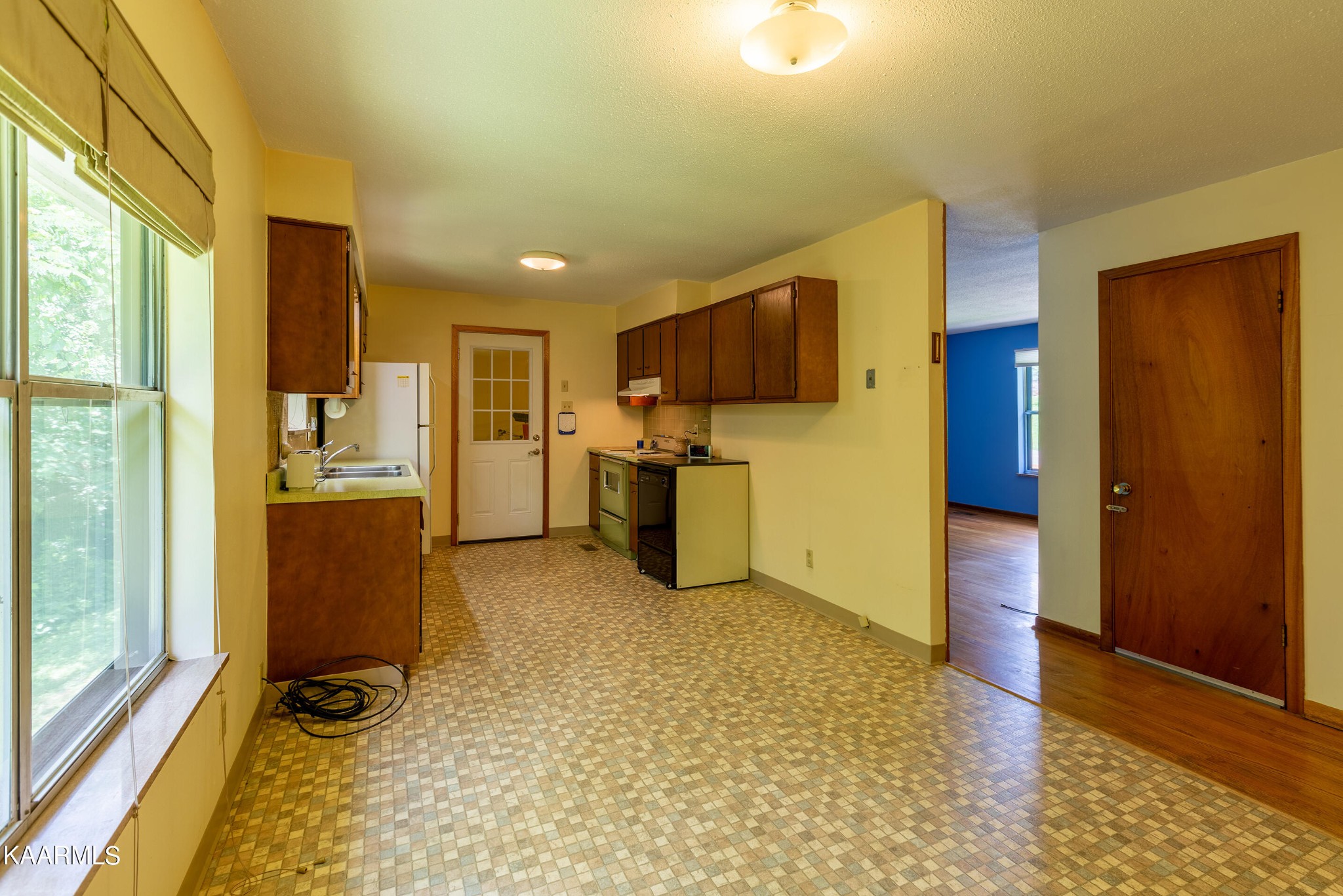 3801 Sullivan Road Knoxville, TN 37921 - Photo 11 of 33