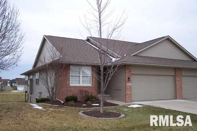 5253 Red Fox Road Bettendorf, IA 52722 - Photo 1 of 9