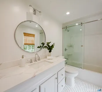 $2,395,000 | 3 Holmewood Lane, New Canaan, CT 06840