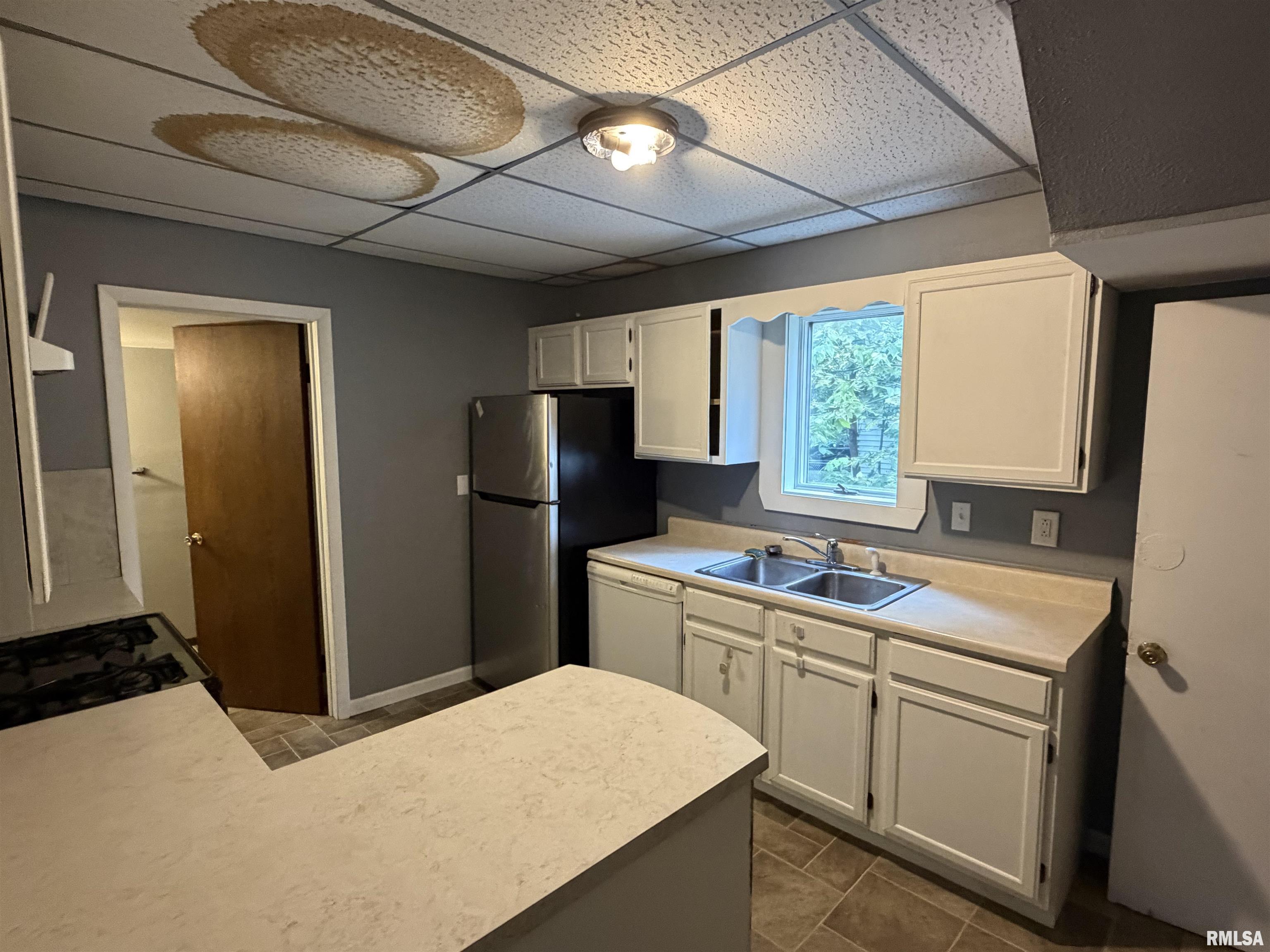 1205 East Converse Street Springfield, IL 62702 - Photo 10 of 16