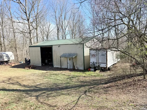 $890,000 | 199 R B K Lane, Bethpage, TN 37022