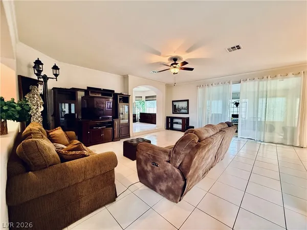 $3,995 | 2429 Tour Edition Drive, Henderson, NV 89074