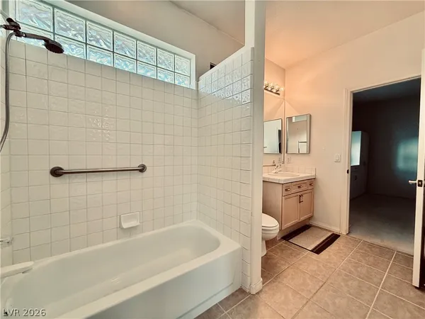 $3,995 | 2429 Tour Edition Drive, Henderson, NV 89074